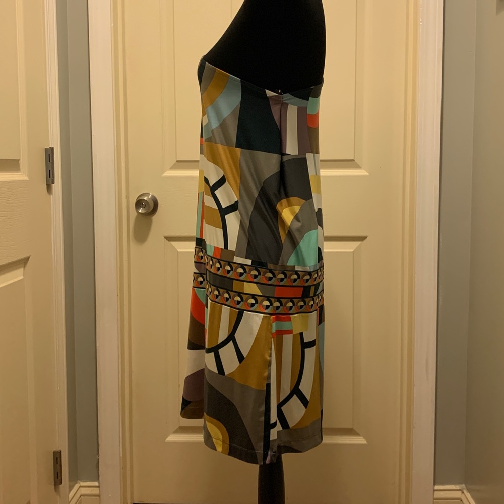 BCBG Maxazria One-shoulder multi-colored long top has great stretch, versatile - Picture 6 of 8